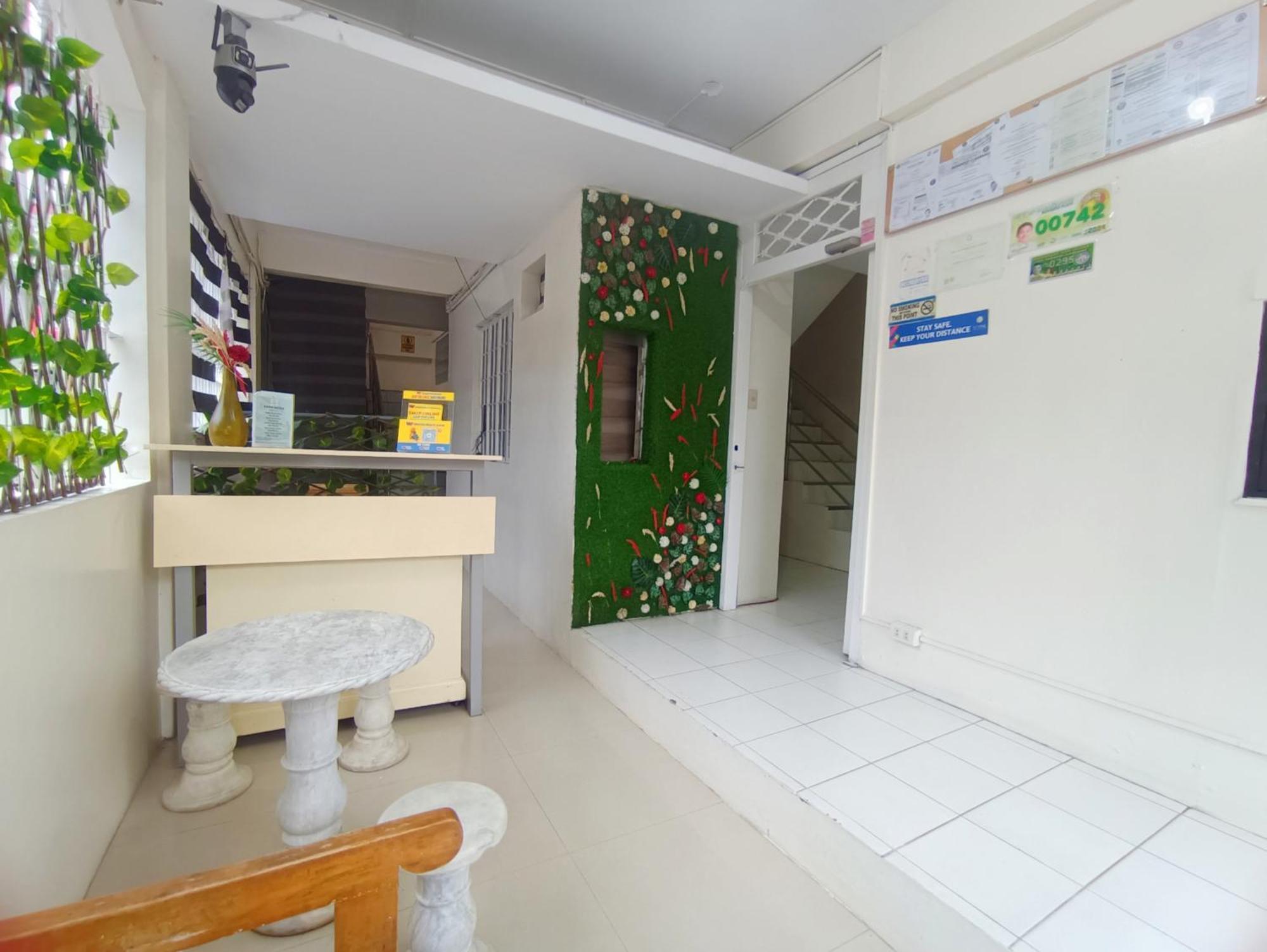 Bed And Brewhouse Sucat Bed and Breakfast Paranaque City Exteriör bild